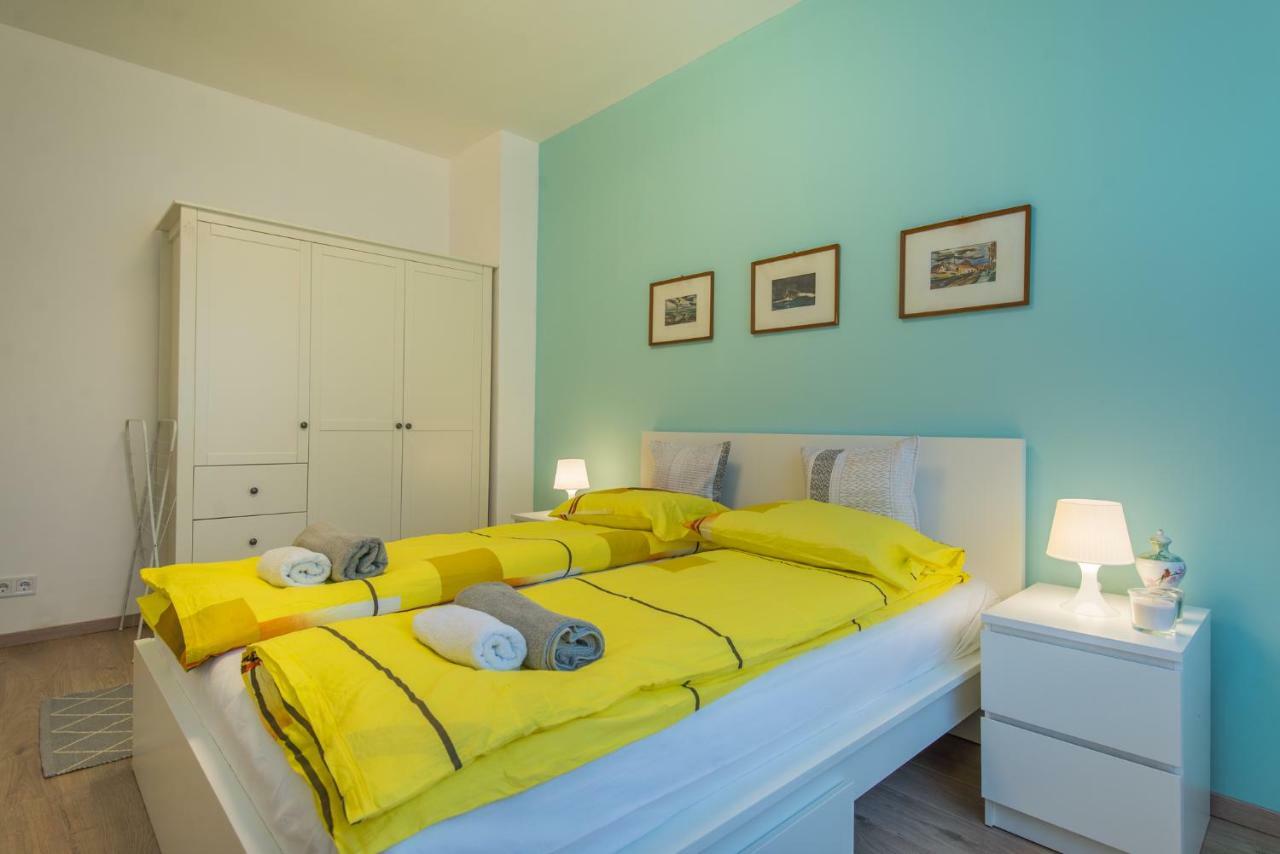 Chic And Spacious Apartment In Central Sofia - Patriarh Evtimiy By Flat Mаnager Екстер'єр фото