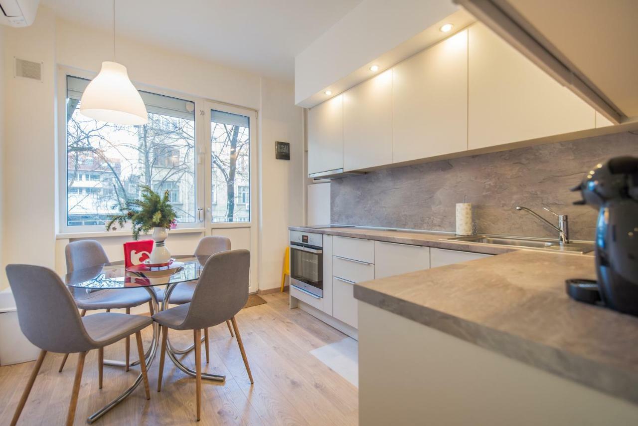 Chic And Spacious Apartment In Central Sofia - Patriarh Evtimiy By Flat Mаnager Екстер'єр фото